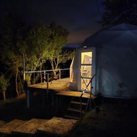 Kamp Glamp Plivska Oaza: Jajce şehrinde bir otel