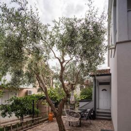 Villa Dvori – hotel w mieście Bašanija