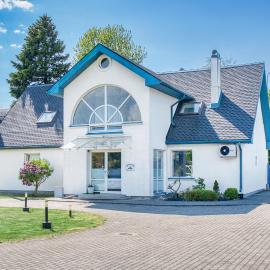 Jūras Vilks, hotel a Ventspils