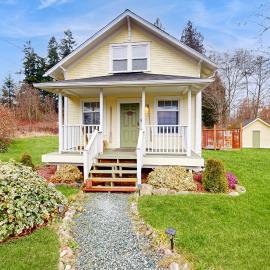 Cozy Cottage w/ Hot Tub in Freeland, Pets Welcome!, готель у місті Freeland