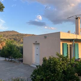 Golden Hour on the Hill, hotel in Aegina