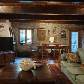 Rifugio Escursionistico Vernin, hotel i Fenils