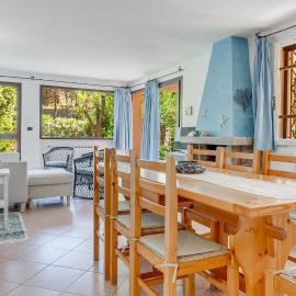 Villa Sole Relax e verde a Baja Sardinia