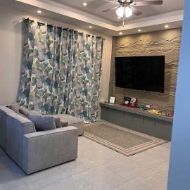 Luxury Vacation Condo 10 mins from Airport!, hotel a Dabadie