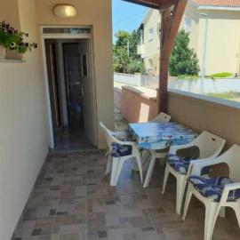 Apartmani L&L, hotel a Begonići