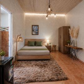 PINE-APPALE Riverside Resort, hotel v destinácii Ấp Kế Mỹ