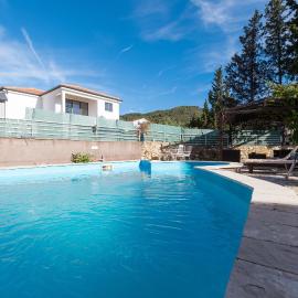 Apartments with swimming pool Stari Grad, Hvar - 22629, hotel v destinaci Stari Grad