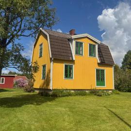 The Solhem Cabin - 80m to the lake, 1930s charm，斯特倫斯塔德的飯店