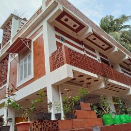 DhruvDhanush 2 -The ECO friendly house, hotel em Ullāl