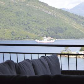 Lepetane Sea view Mistre Apartments No.3, hotel a Lepetani