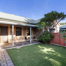 Casa Luna Goodwood، فندق في Unley