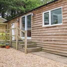 Orchard Lodge, hotel in Haywards Heath
