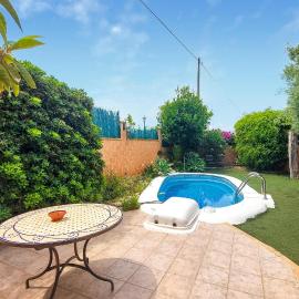 Cozy Home In El Campello