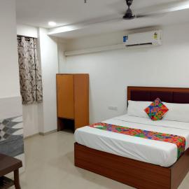 Hotel Green Park, hotel en Ahmedabad