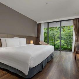 Flamingo Cat Ba Resort Deluxe Mountain View - 1 Bedroom
