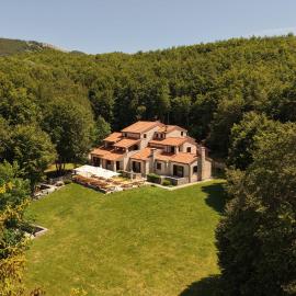 Hotel Ivanov Konak i Depadans Palac โรงแรมในเซทินเจ