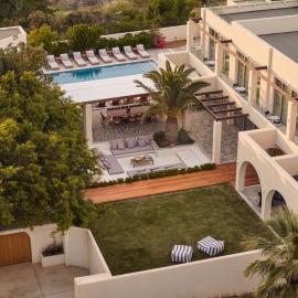 Ennea Villa, Pool, Whirlpool, Cinema Walk to Beach, By ThinkVilla, hotell sihtkohas Anissaras