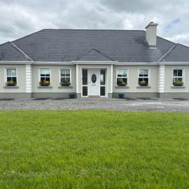 Albert Lock Bungalow 5 minute drive from Carrick
