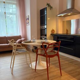 Altbauwohnung mit Stil - super zentral und trotzdem ruhig