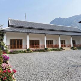 Lebella Nong Khiaw Resort، فندق في Nongkhiaw