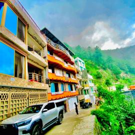 Redapple Rooms, hotel a Murree