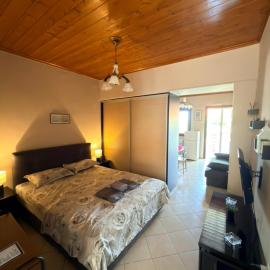 AZRA studios, hotel in Mytilini