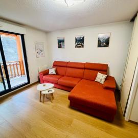 Studio cosy 4 personnes - Val d'Azur - Valberg, hotel din Péone