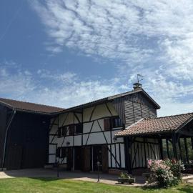 Maison Copé, hotel in Châtillon-sur-Broué
