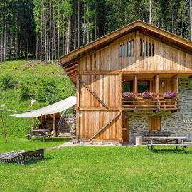 Bnb Erba Maga, hotel in Rabbi