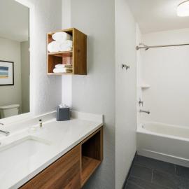 Staybridge Suites - Auburn - University Area by IHG, ξενοδοχείο σε Auburn