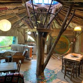 Maison de hobbit Layénie sous les étoiles, Hotel in Bajamont