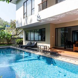 Oyama City View Villa 4 Bedrooms With a Private Heated Swimming Pool and a Billiard Table