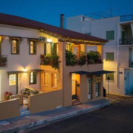 Ipapanti Square by Kalamata Mediterranean Suites, hotel di Kalamata