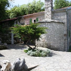 Romantisches Steinhaus Flora in Filipasi, hotel in Mošćenička Draga