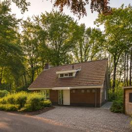Bospark Garderen, готель у місті Ґардерен