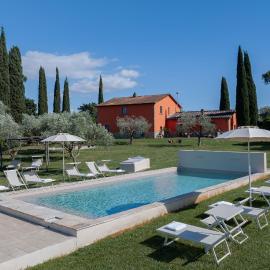 Zuccherini, hotel en Buriano