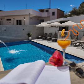 Vila Agushi, hotel a Ksamil