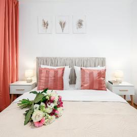 Lumina I 2BR Apartments with Balcony I Palace of Culture and Science