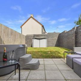 Anchors Aweigh - 2 Bedroom - New Hedges