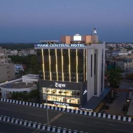 Park Central Hotel, hotel a Ahmadnagar