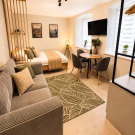 Chill & Ride Apartment - free private parking space, hotel a Bielsko-Biala