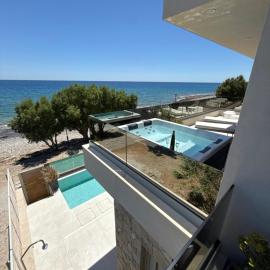 Luxury Villa Asana, hotel a Koutsourás