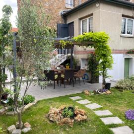 Maison 120 m, 5 chambres , jardin, parking, 15min de Paris