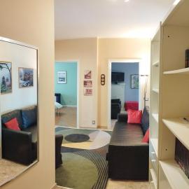Mat20, apartment with 5 beds, hotel a Angera