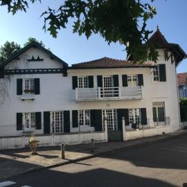 La Maison du Ruisseau - spacieuse, grand parc