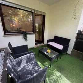 Modern garden apartment Private entrance
