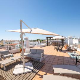 Rivara Rooftop By ALGARTUR