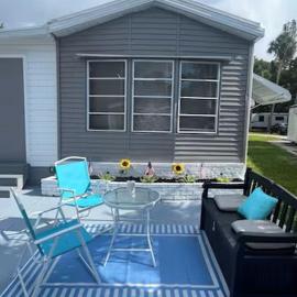 Airy 2 Bedroom in North Fort Myers Near Many Attractions, hotel in North Fort Myers