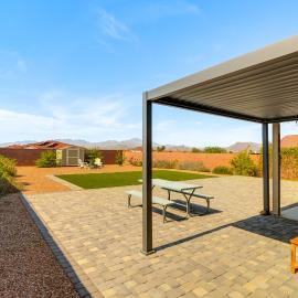 Extended-Stay Tucson Escape w/ Office & EV Charger, hotel din Tucson