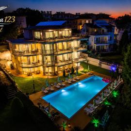 Via Pontica 123 Guest Apartments